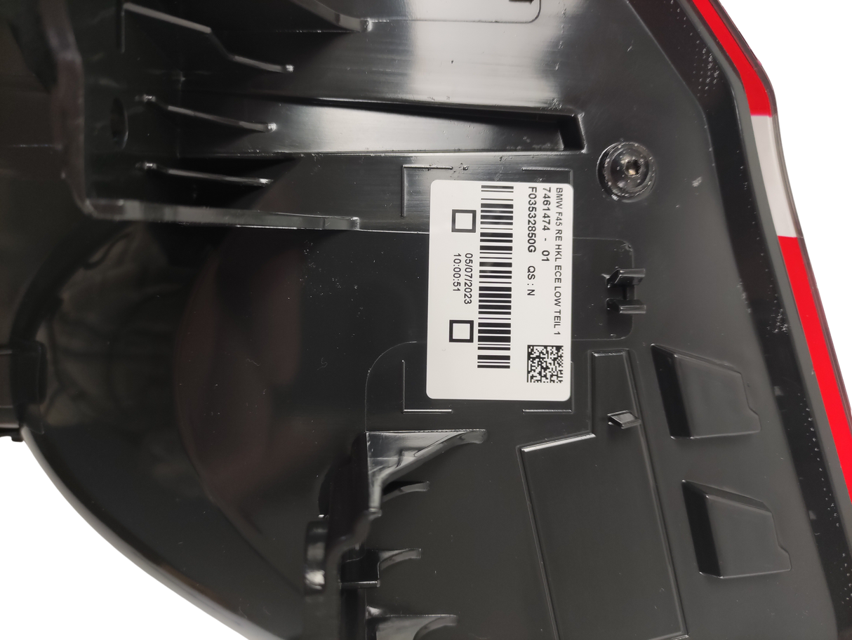 BMW SERIE 2 Originale Fanale Posteriore Esterno DX 63217311030 63217461474 63217491336