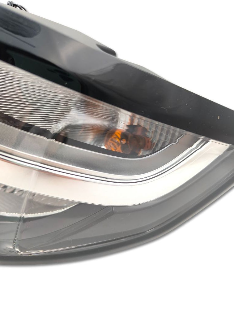 Land Rover Fanale Posteriore Stop e Freccia OEM LR135570