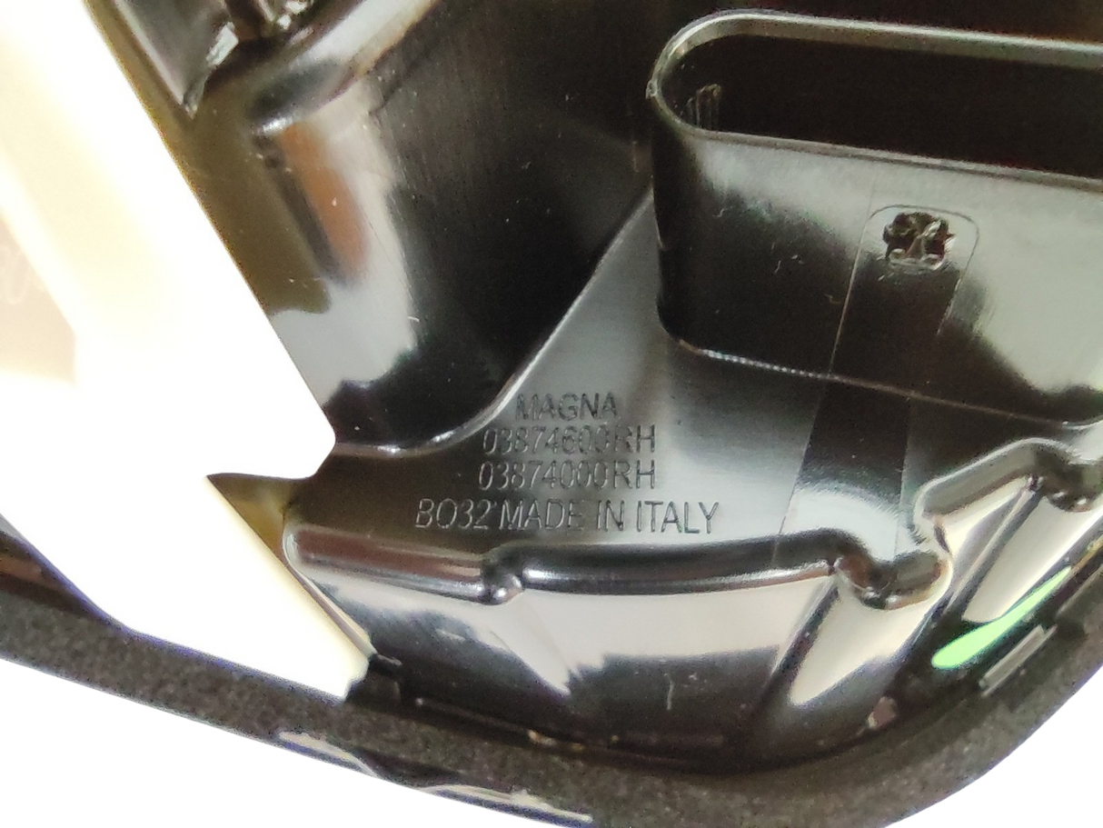 MASERATI GHIBLI M157R Originale Fanale Posteriore Interno Black DX    06701596970